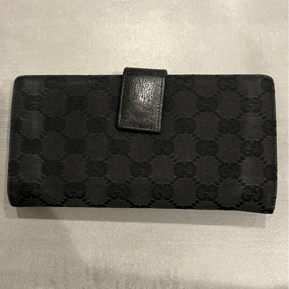 Authentic Gucci Black Monogram Long Wallet - Picture 2 of 10